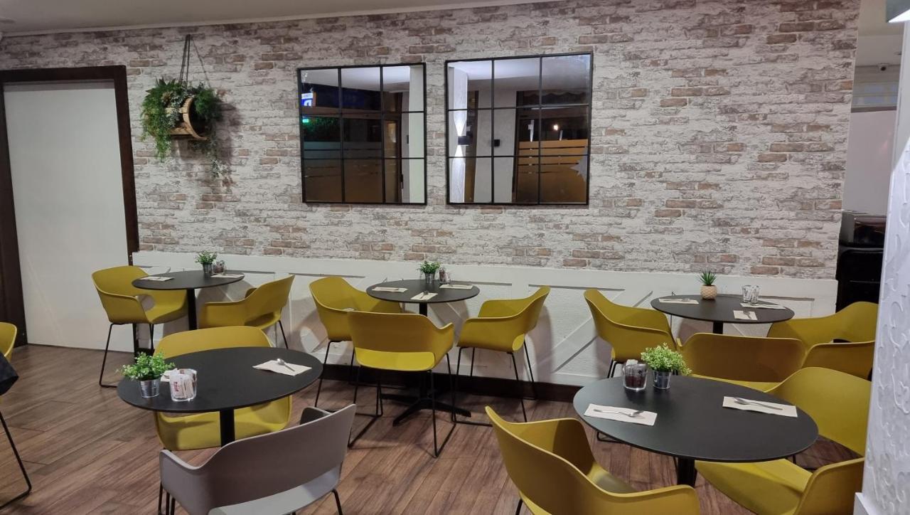 Hotel Norte Zarautz Bagian luar foto